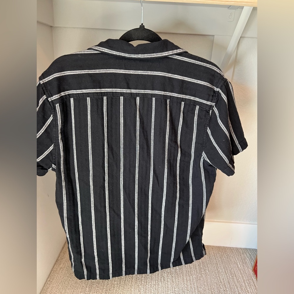 Button Down Top - Picture 4 of 4